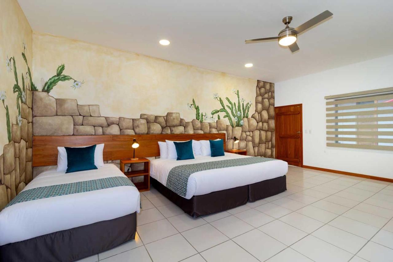 Plaza Luna Suites Puerto Ayora  Esterno foto