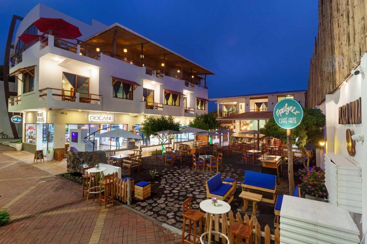 Plaza Luna Suites Puerto Ayora  Esterno foto