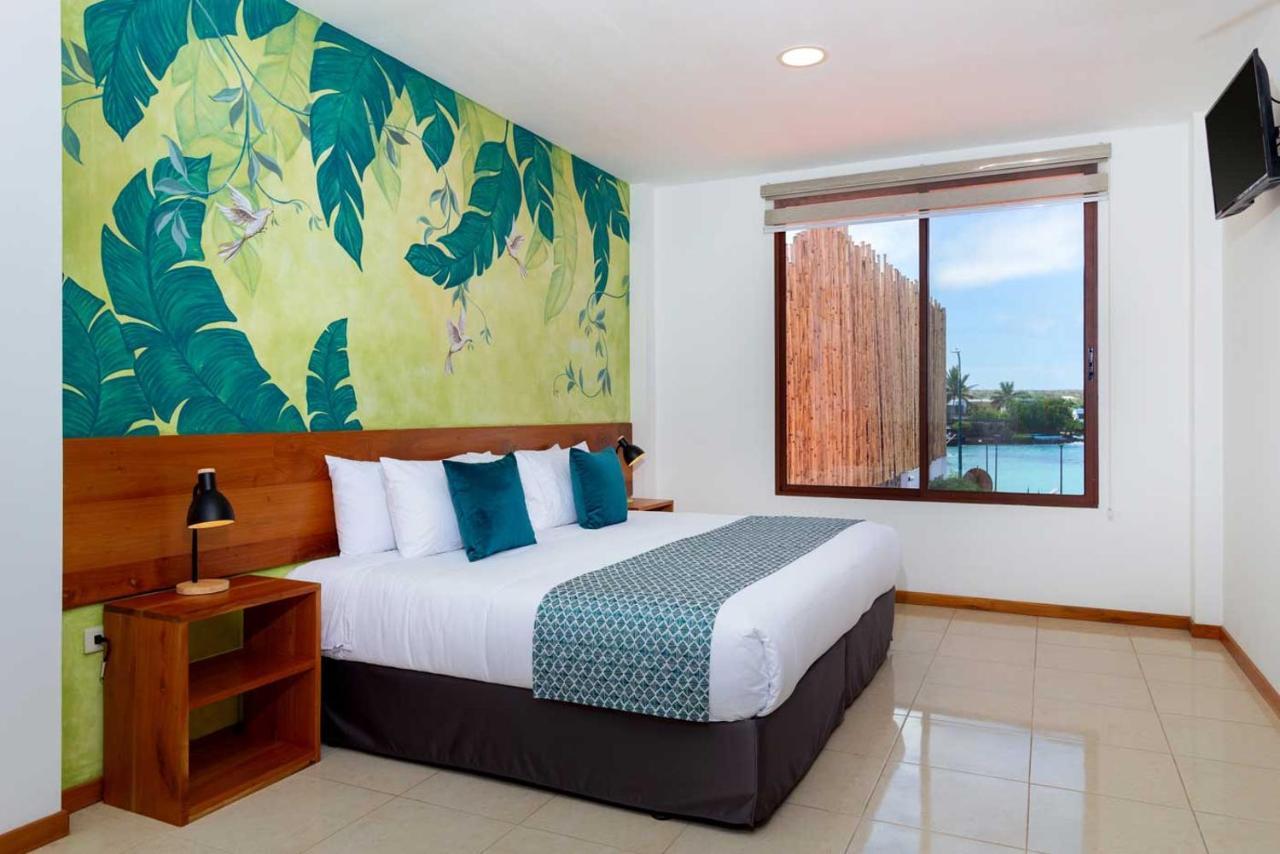 Plaza Luna Suites Puerto Ayora  Esterno foto