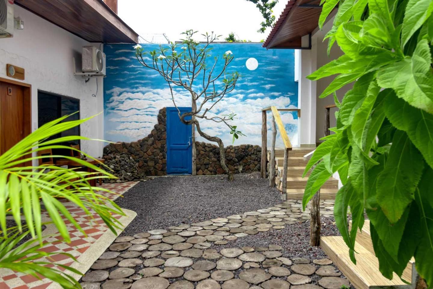 Plaza Luna Suites Puerto Ayora  Esterno foto